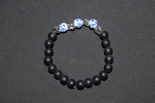 Flower ceramic and black stone bead bracelet