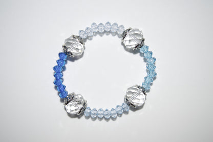 Blue tone and clear faceted bead bracelet