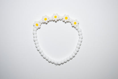 Dainty Daisy bracelet