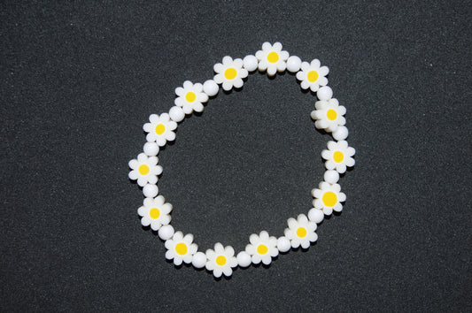 Daisy field bracelet